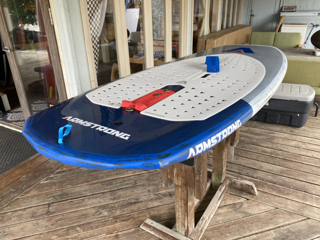 中古 Armstrong Foils Wing Foil SUP66 / フットストラップ付き |